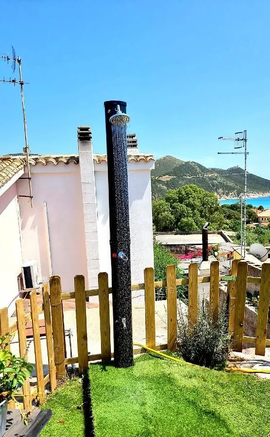 Apartman Stylish Home With Views 4 Min Walk To The Beach!! Solanas Olaszország