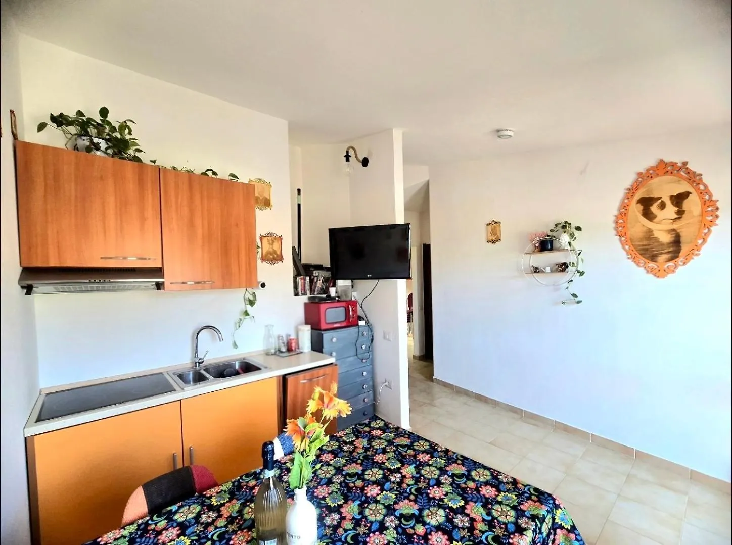 Stylish Home With Views 4 Min Walk To The Beach!! Solanas Apartman